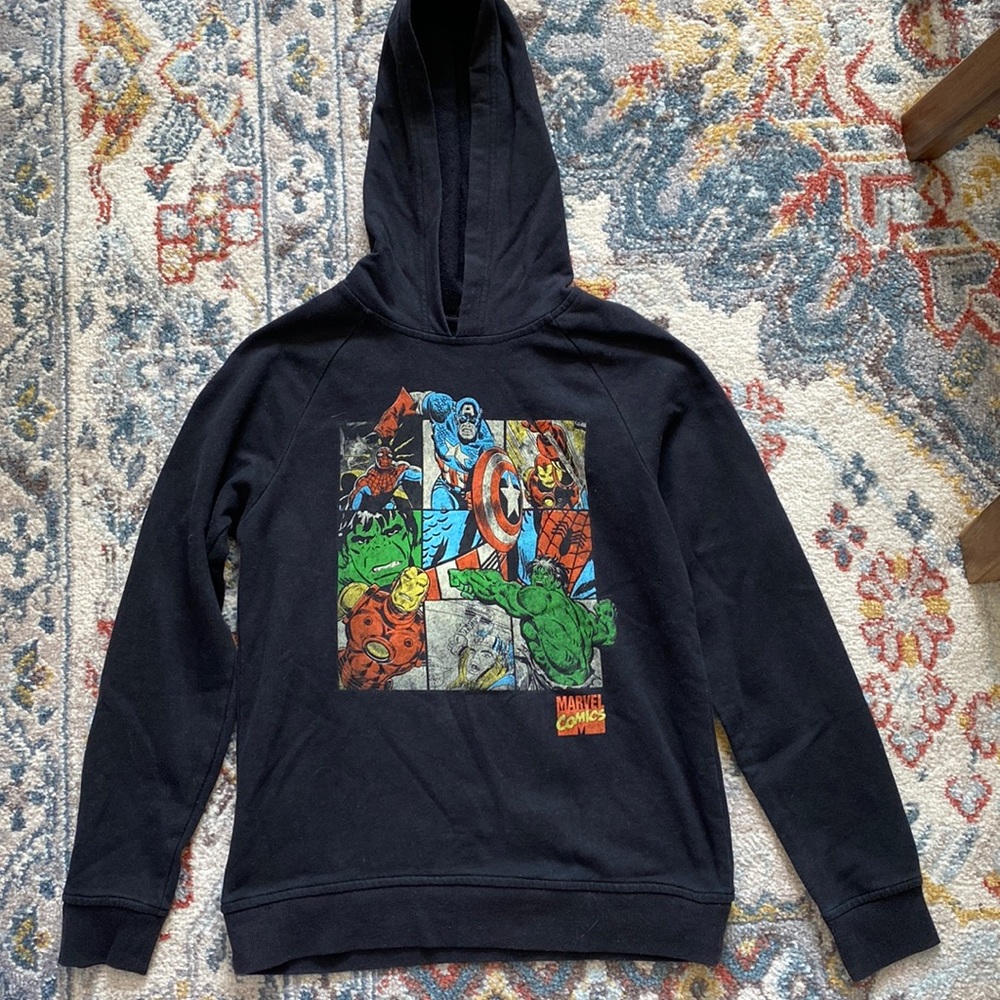 Boys Marvel hoodd sweatshirt